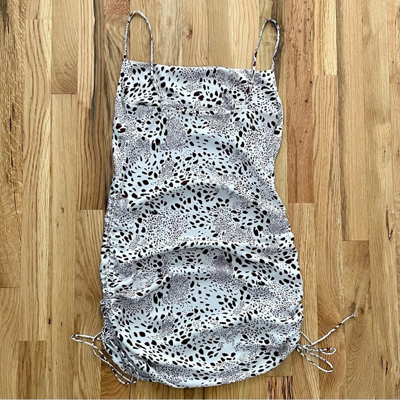 Wilfred Aritzia Only Ruched Slip Dress Birch Bitter Chocolate Leopard Print XS - Picture 5 of 8